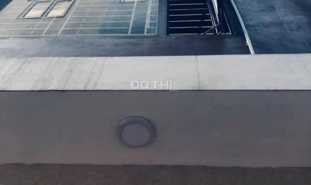 Bán nhà PL Bát Khối, Long Biên, 37m2, MT 4m, 5T mới xây, 3 thoáng, ô tô vào nhà. Giá chỉ 3.9 tỷ