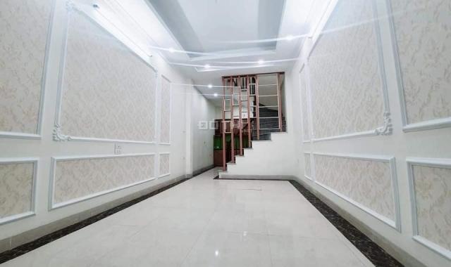 Cần tiền bán gấp nhà ngõ 192 Tam Trinh, Hoàng Mai, 46m2, 4 tầng mới đẹp, ở luôn, 2.35 tỷ