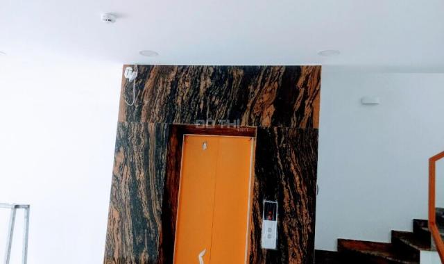 Cho thuê nhà nguyên căn 5 tầng hoàn thiện cao cấp có thang máy DT: 7x20m Vạn Phúc City