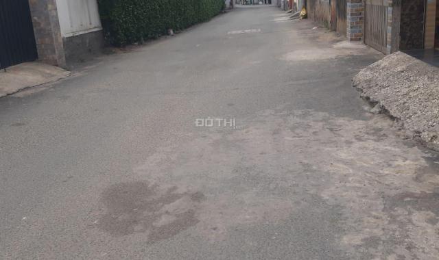 Kẹt tiền bán gấp nhà Nguyễn Văn Lượng, Gò Vấp, xe hơi đỗ cửa, 110m2, 5.3x20m, 4.6 tỷ tl, 0913696506