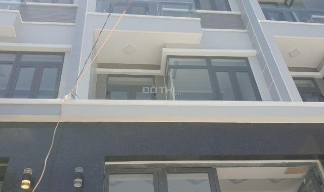 Bán nhà mới hoàn thiện mặt tiền đường 10m Huỳnh Tấn Phát, Nhà Bè, DT 4,5x15m. Giá 5,5 tỷ