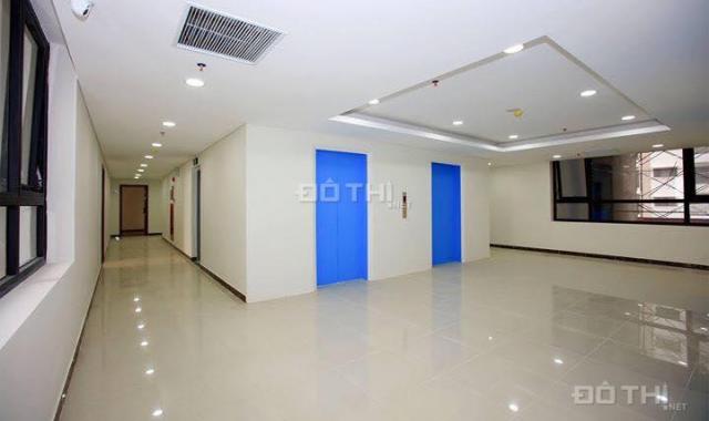 Bán căn hộ 132m2 4PN cạnh hồ và công viên Ngoại Giao Đoàn, giá 4,1 tỷ full nội thất LH 0983.668.091