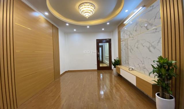 Bán căn hộ CCCC Central Point 219 Trung Kính, DT 74m2, lô góc 2 PN hướng mát, giá 2.6 tỷ