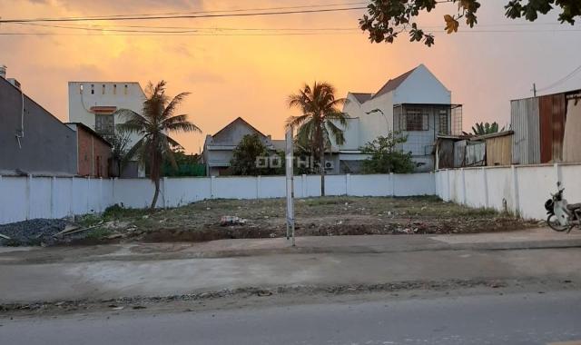 Bán 3 lô đất liền kề mặt tiền đường Nguyễn Duy Trinh, Q9, SHR, giá tốt