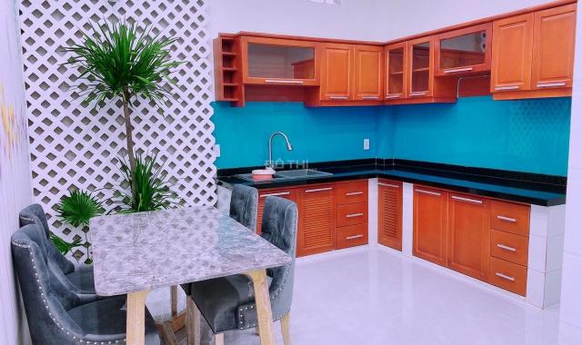 Bán nhà Phổ Quang 60m2, Phường 2, Tân Bình, giá chỉ hơn 7 tỷ, 3 tầng, hẻm xe hơi