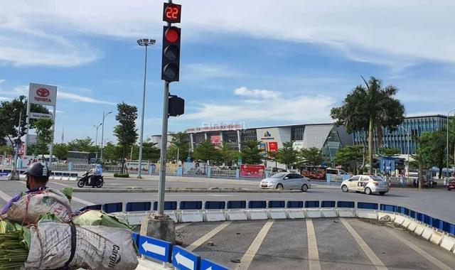 Hiếm, view hồ siêu KD bán nhà view hồ phố Nguyễn Văn Linh 100m2*3T, giá gần 8 tỷ