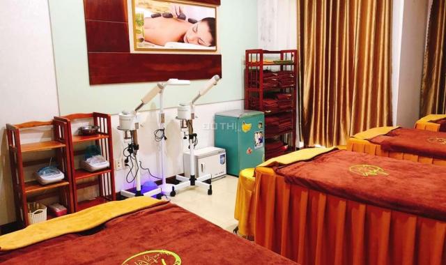 Cần cho thuê nhà nguyên căn mặt tiền Tên Lửa làm spa