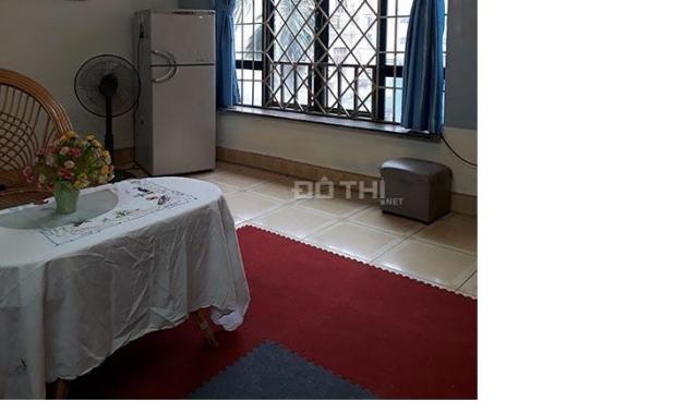 Cho thuê tập thể tầng 2 ở 575 Kim Mã, 72m2 chia 1 ngủ, full nội thất