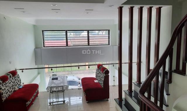 Bán nhà Việt Hưng 63m2, gara, KD đỉnh, giá sốc 6,25 tỷ