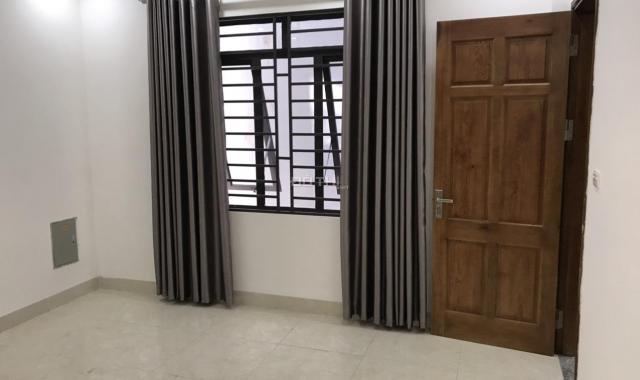 Bán nhà phố Yên Phúc, 34m2x4T ở ngay cách phố 150m chỉ 2.35 tỷ, LH: 0865659993