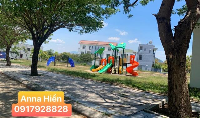 Golden Hills hướng Tây Bắc, đối lưng đường Nguyễn Tất Thành khu A3. LH; 0917928828