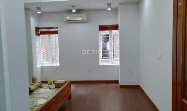 Bán nhà Nguyễn Trãi Thanh xuân 40m2, 4 tầng, nội thất đẹp, 3 tỷ