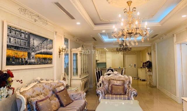 Cho thuê căn hộ D'Capitale Trần Duy Hưng 2PN, full đồ đẹp, view hồ, 13 tr/th. 039.382.9622