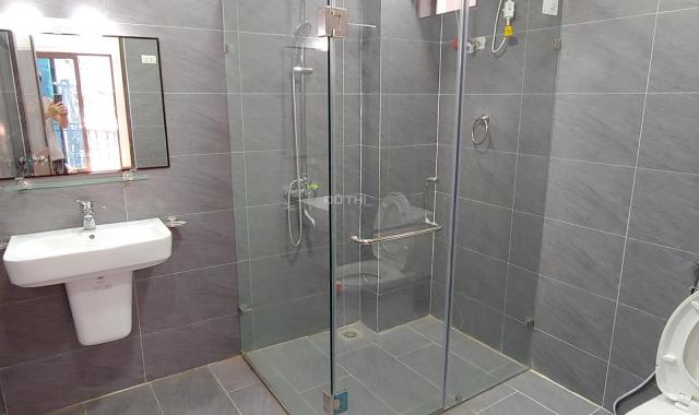 Bán nhà Lãng Yên, Bạch Đằng DT 50m2x5T xây mới ngõ rộng thoáng, giá 2.9 tỷ