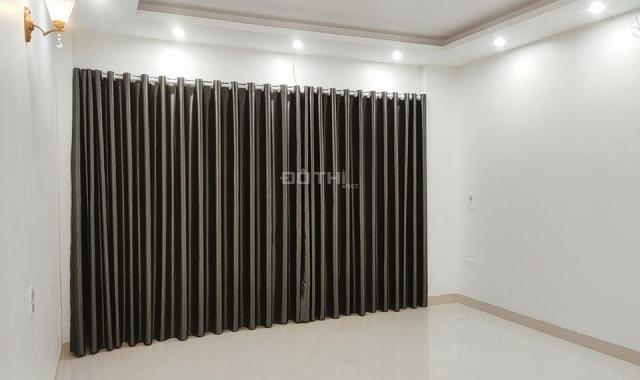 Bán nhà Phố Vọng, 40m2, 5 tầng, MT 5m, ngõ xe 3 gác, nhà mới ở ngay, chỉ 3.35 tỷ