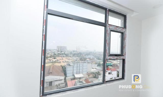 Chính chủ bán gấp căn góc căn hộ Phú Đông Premier, 65m2, tầng cao view đẹp, giá 1.95 tỷ bao thuế