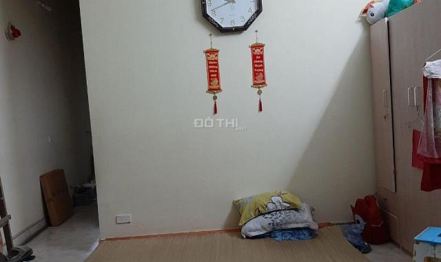 Bán nhà chính chủ nhà cấp 4 có gác xép tại tổ 14 đường Yên Bình - Yên Nghĩa