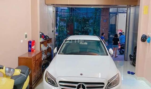 Bán rẻ nhà Lê Thanh Nghị, 133m2, ô tô tránh, kinh doanh sầm uất, giá 12.5 tỷ