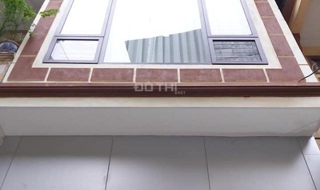 Định cư nước ngoài cần bán nhà phố Nguyễn Tuân 60m2 * 4 tầng, ô tô đỗ, 7.5 tỷ