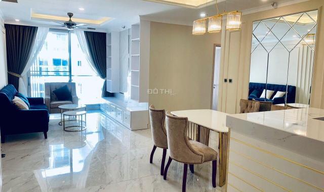 Bán căn hộ Midtown M6 90m2, đầy đủ nội thất, có ô đậu xe giá chỉ 5 tỷ