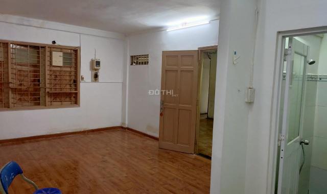 Cho thuê căn hộ 30m2, 1PN ngay trung tâm Nguyễn Du, P. Bến Nghé, Q. 1, giá 6tr/tháng