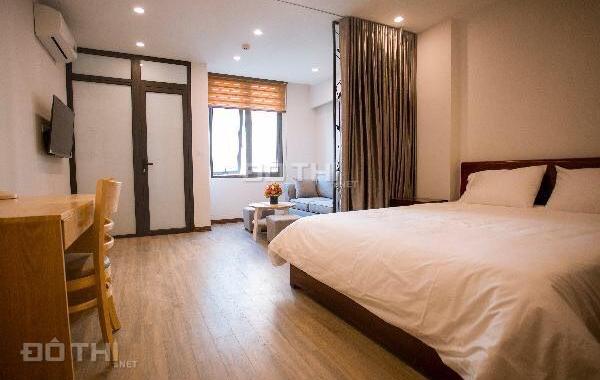 Cho thuê CH cao cấp full nội thất 1PN, 1PK 45m2 có ban công ở đường Trần Thái Tông(Khúc Thừa Dụ)