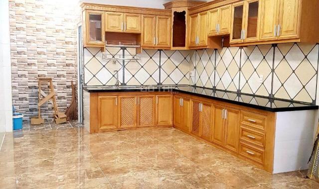 Bán nhà mặt tiền đường Số 15, Phường Hiệp Bình Phước 1 trệt, 3 lầu, 65m2 mới. Đường 8m