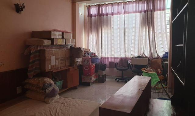 Nhà phố 8/3, 50m2, 4 tầng, ô tô vào, kinh doanh, 6.4 tỷ, lh 0911430256