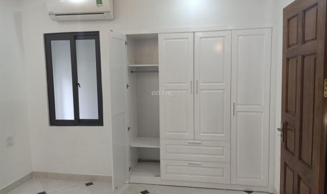 Bán nhà cách bến xe Yên Nghĩa, Hà Đông 500m, dt: 35m2*4T, giá 1.6 tỷ. 0367811113