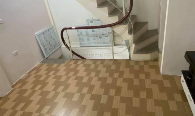 Bán nhà Văn Miếu, Đống Đa, 22m2, 4T, 1,85 tỷ, ngõ thông, ô tô tránh 50m