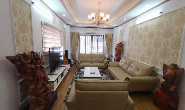 Cần tiền giá sập sàn căn nhà phố Nguyễn Chí Thanh, Đống Đa, 40m2 x 4T. Giá chỉ nhỉnh 4 tỷ