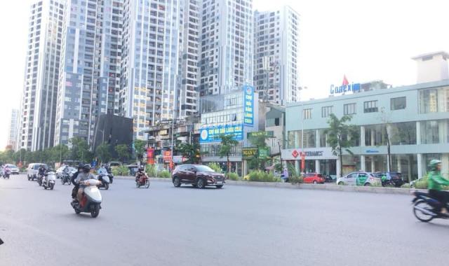 Nhà mặt phố Minh Khai - 40m2, cấp 4, mặt tiền 4m - Kinh doanh sầm uất - 10.7 tỷ