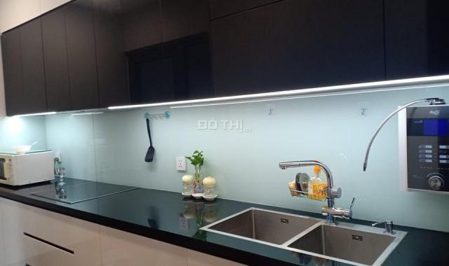 Bán gấp nhà giáp Lê Quý Đôn Hai Bà Trưng, ô chờ thang máy, 3 thoáng 88m2x5T, MT 5m 5,5 tỷ