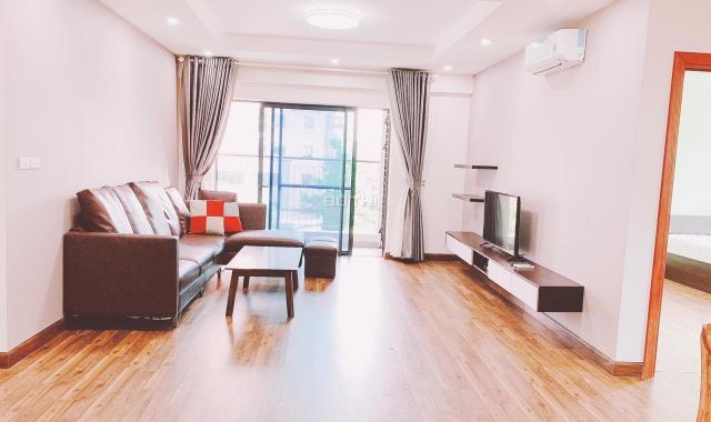 Chủ nhà chuyển đi nơi khác cần bán gấp căn hộ 130m2, 3PN cửa hướng Đông Goldmark City