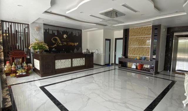 Cho thuê tòa văn phòng 2 mặt thoáng tại Nam Trung Yên, Cầu Giấy, full tiện ích, LH 0916138204