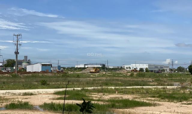 Kẹt tiền bán 2 lô đất full thổ cư trung tâm hành chính Phú Mỹ, mặt tiền, ngay đầu cổng cảng Cái Mép