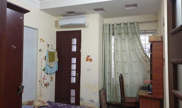 Nhà đẹp Cát Linh, vị trí đẹp, 39m2. Nhỉnh hơn 3 tỷ