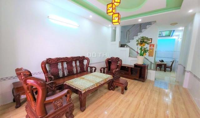 Cho thuê nhà nguyên căn 2 lầu hẻm 88 đường Nguyễn Văn Quỳ, Quận 7