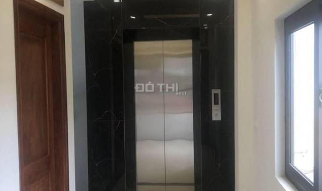 Bán nhà 5 tầng, có thang máy xịn, DT 45m2 phố Vũ Ngọc Phan, Đống Đa, giá 5,8 tỷ