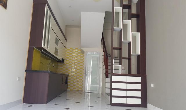 Bán nhà riêng: 38m2, giá 1.8 tỷ (LH trực tiếp CC: 0936 922 826)