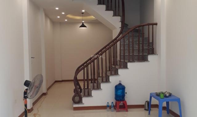 Siêu rẻ, bán nhà Yên Nghĩa, Hà Đông, DT 40m2, 4 tầng, ô tô đỗ gần, vị trí đắc địa. Giá 1.45 tỷ