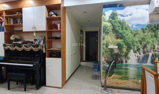 CC bán căn penthouse tòa Handi Resco Lê Văn Lương DT 168m2, nhà đẹp, giá rẻ. CC: 0983 262 899