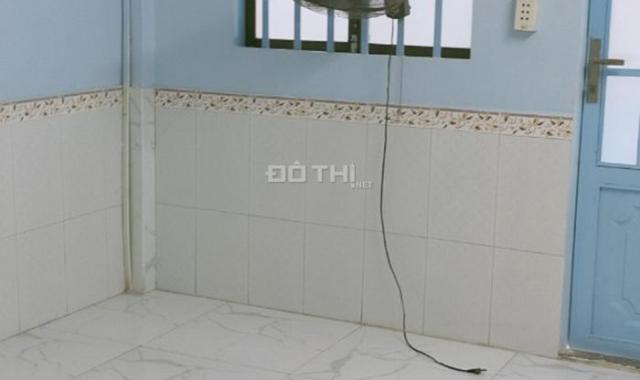 Nhà 2 tầng lầu nằm đường Hậu Giang, Quận 6