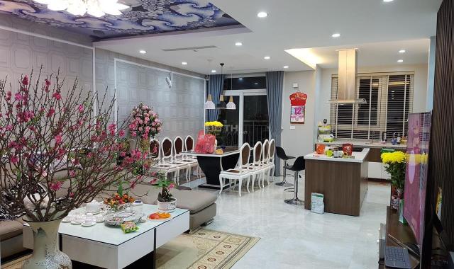 Chính chủ cần bán gấp căn hộ 4 PN diện tích 175m2 tại 62 Nguyễn Huy Tưởng