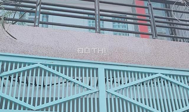 Bán nhà 1 sẹc Huỳnh Thị Hai, Q12, 4mx13m, 2 lầu, hẻm 5m thông, giá 3,6 tỷ