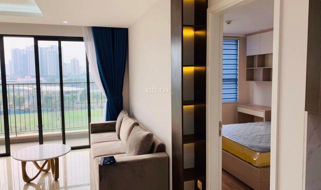 Cho thuê căn hộ cao cấp Discovery Complex, 3 phòng ngủ - 149m2, nội thất cơ bản cao cấp
