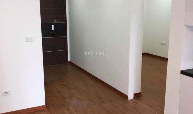 Chính chủ cần cho thuê 2PN cơ bản 75m2 12tr/th GoldSeason 47 Nguyễn Tuân, LH 0988237856
