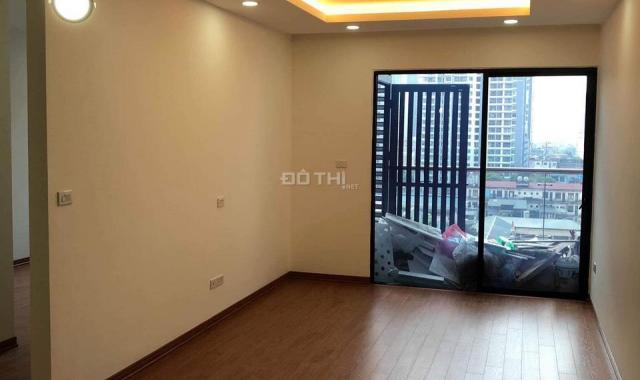 Chính chủ cần cho thuê 2PN cơ bản 75m2 12tr/th GoldSeason 47 Nguyễn Tuân, LH 0988237856