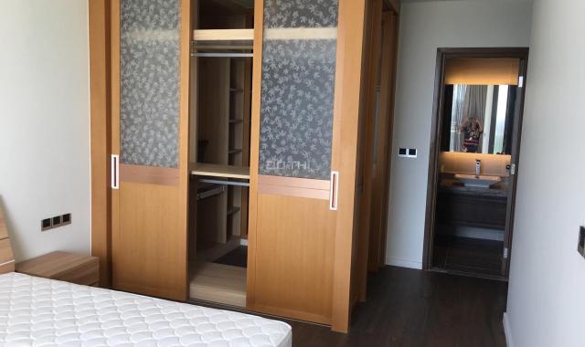 Sala Sarica căn hộ 3 phòng ngủ tầng thấp cần cho thuê full nội thất