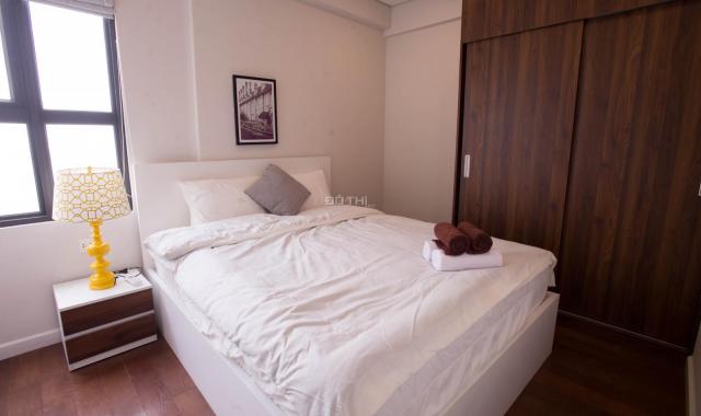 Cho thuê căn hộ để ở, làm văn phòng, Vinhomes D'Capitale, căn góc 60m2, 2 phòng ngủ, full nội thất